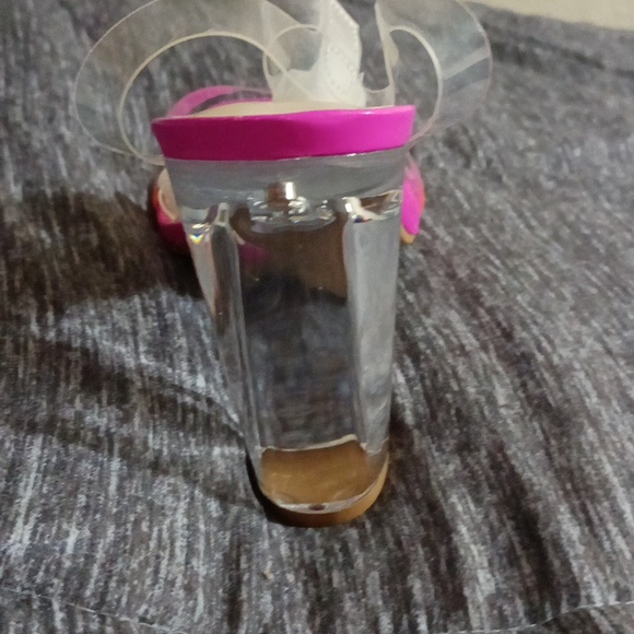 Heels - Picture 3 of 4